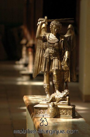 statue-archange-saint-michel-terrassant-demon-ton-bronze-fibre