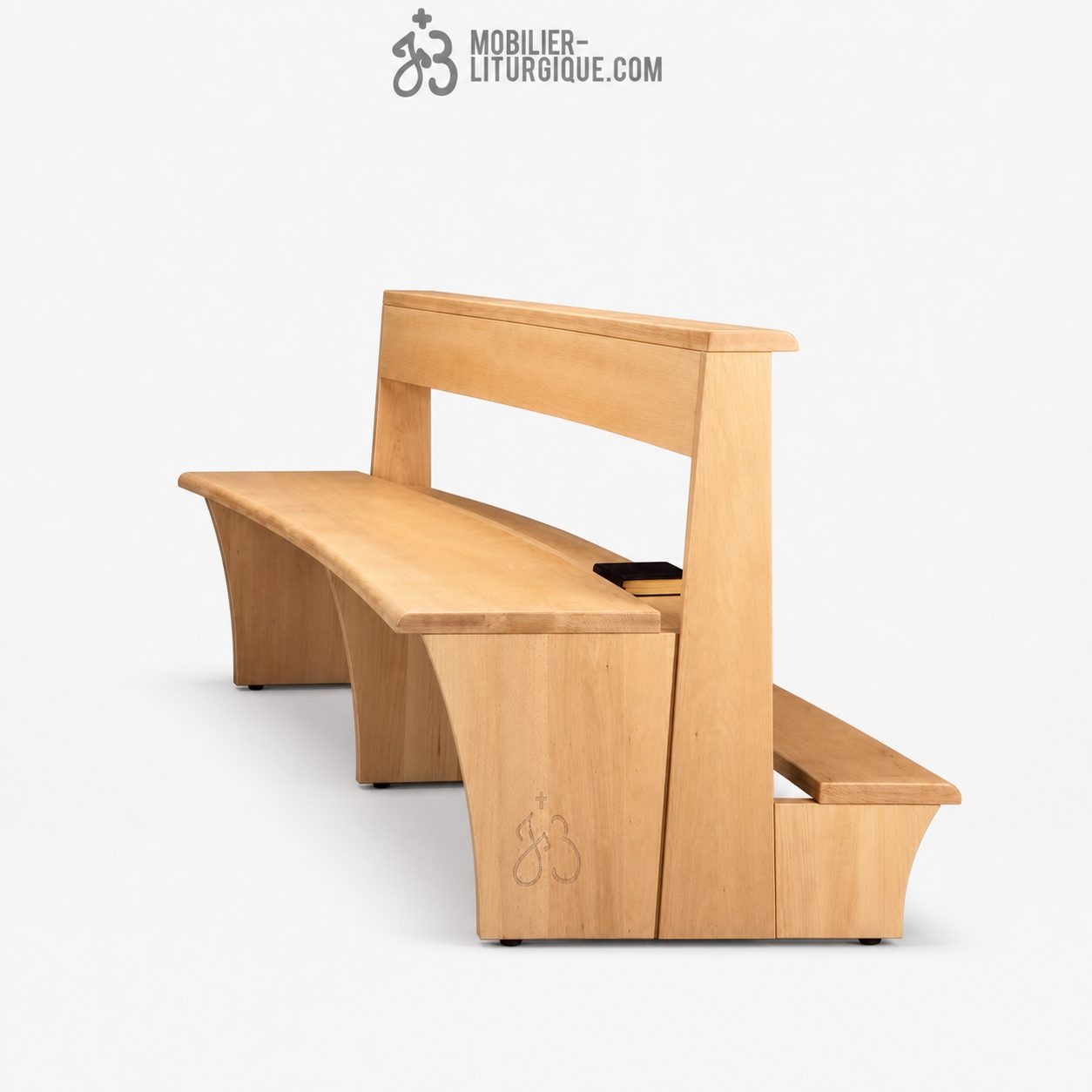 Banc d\'&eacute;glise en bois massif