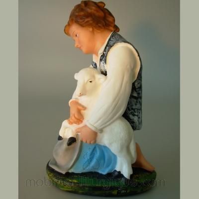 Enfant et son mouton