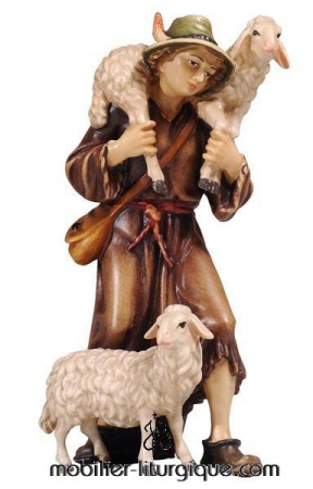 personnage de crèche : berger aux deux moutons en bois coloré