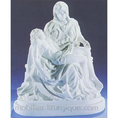 Statues religieuses de la Piet