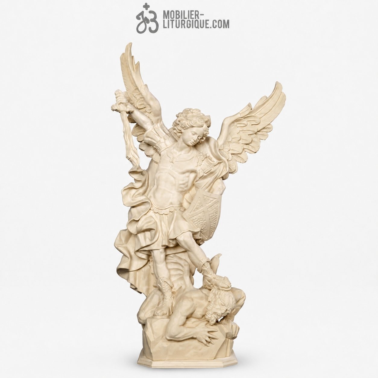 Statue archange Saint Michel terrassant le d&eacute;mon en bois naturel
