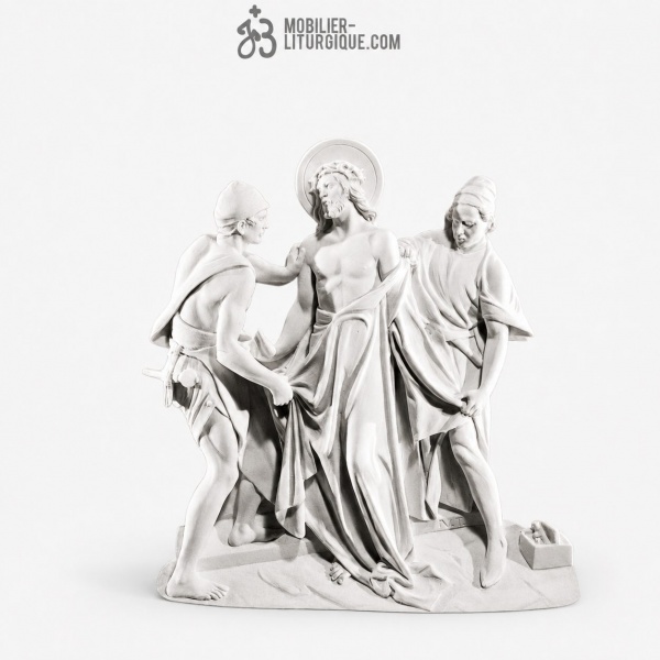 Statue Chemin de Croix (10�me station), en marbre blanc