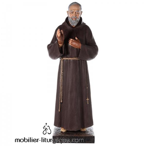 Statue de saintr Padre Pio