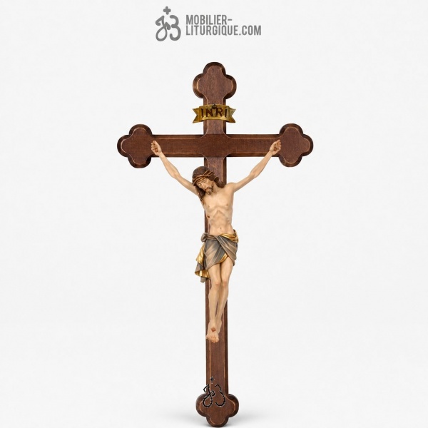 Statue du Christ en croix en bois d�cor�