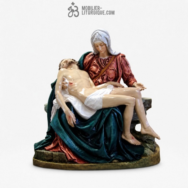 Statue La Piet� color�e
